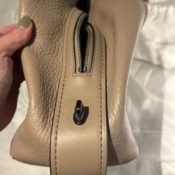 Coach Handbag - Picture 8 of 10